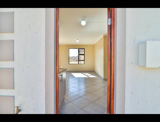 3 BEDROOM HOUSE FOR SALE IN CRYSTAL PARK